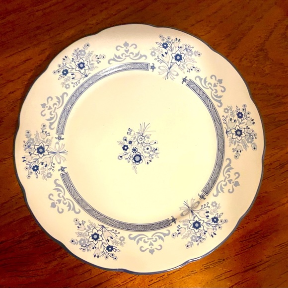 SOLD
NO LONGER AVAILABLE 
Vintage Lenox Blue Ribbon 12pc set excellent condition - Picture 2 of 4